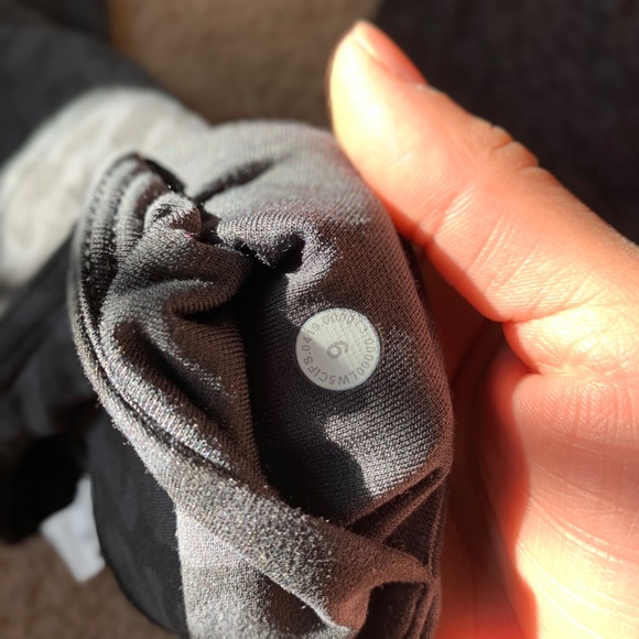 Lululemon align joggers 28” - Picture 6 of 6